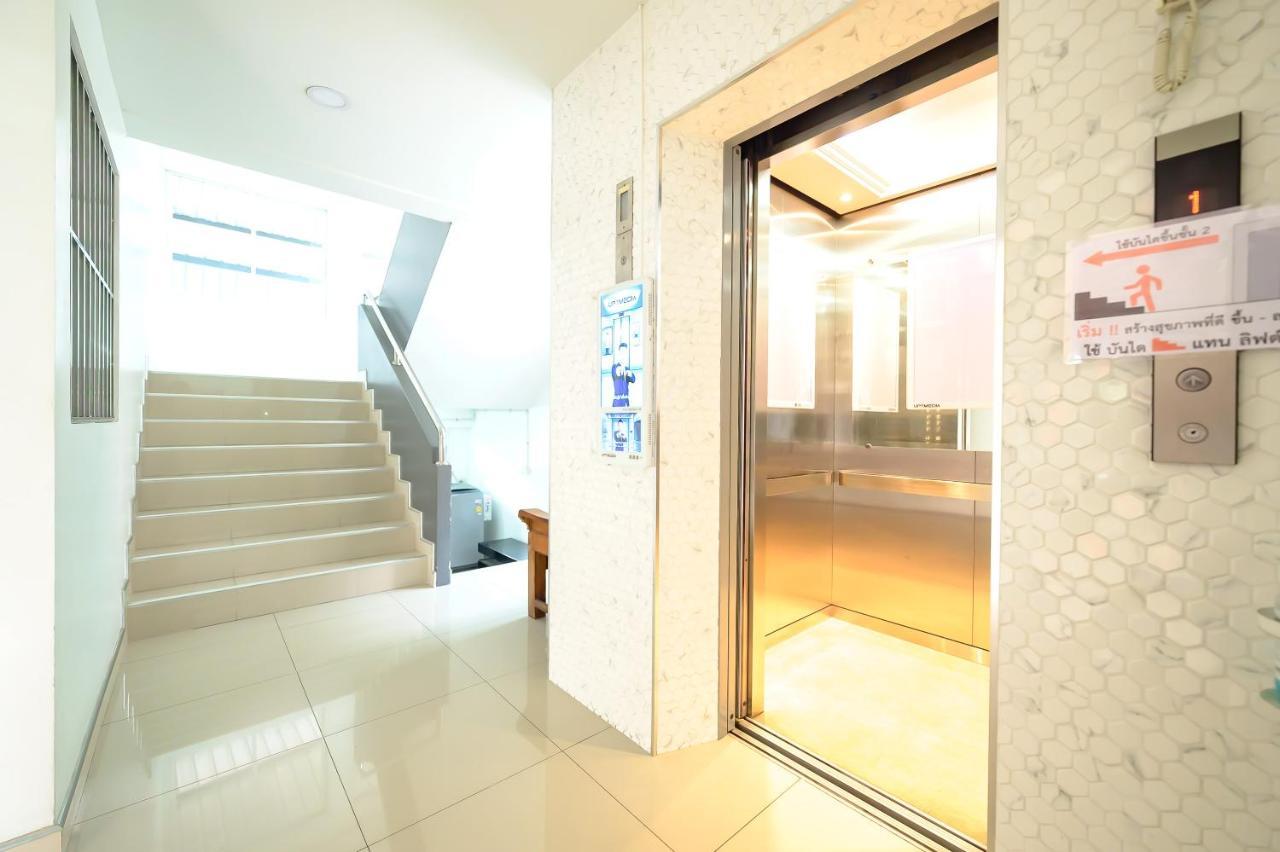 Hotel The Living Block à Bangkok Extérieur photo