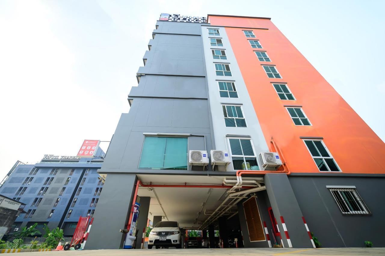 Hotel The Living Block à Bangkok Extérieur photo